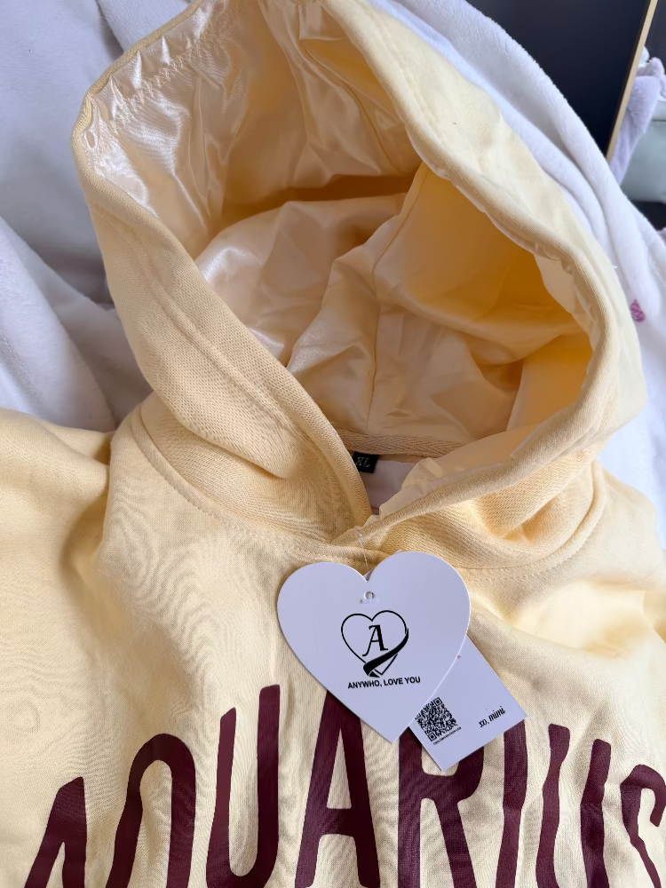Aquarius Hoodie (buttercream)